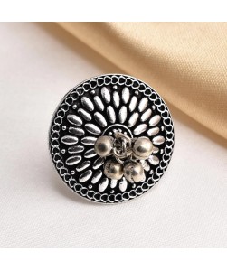 Rishi Oxidized Finger Ring