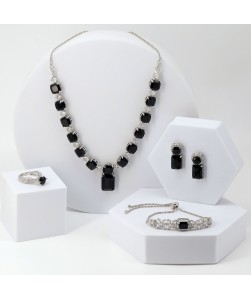 Midnight Elegance – Black Stone Statement Jewellery Set