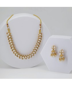 Traditional Gold-Plated Kundan Pearl Necklace Set